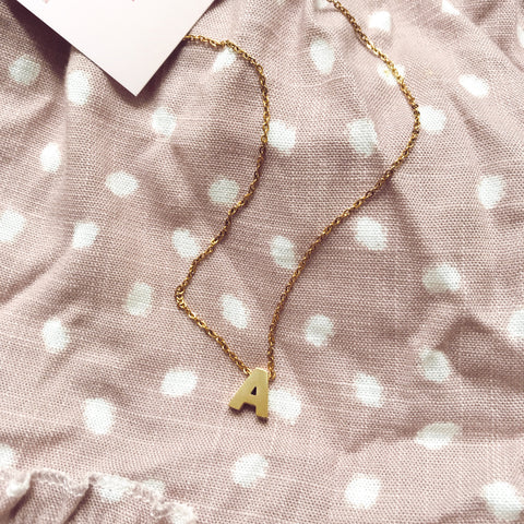 Collar Letra + Corazón